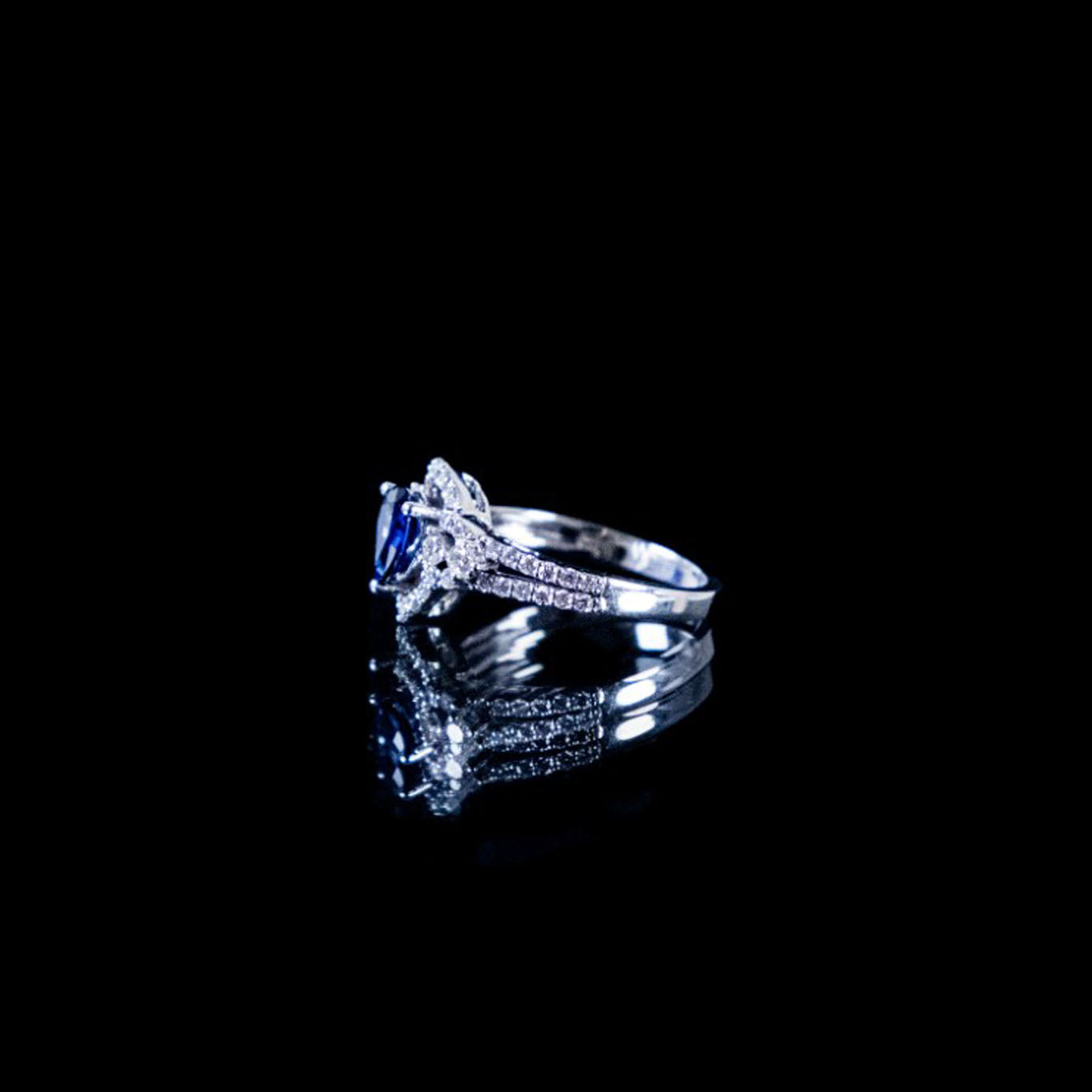 Sapphire Diamond Ring