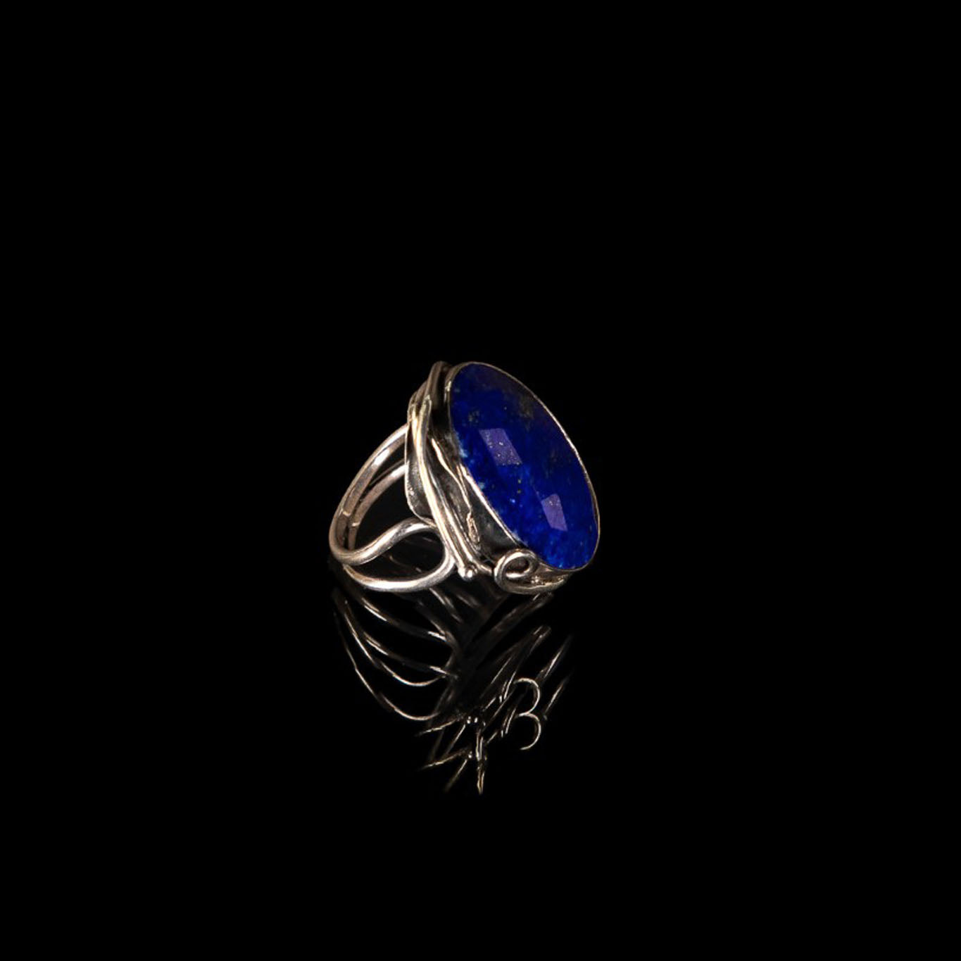 Antique Lapis Ring