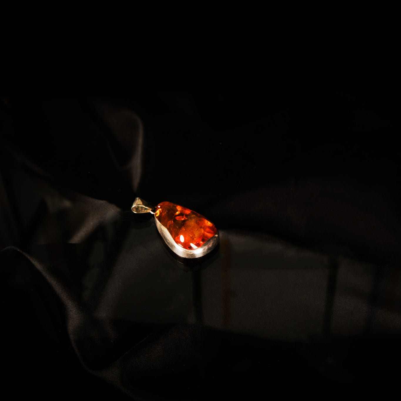 Amber Pendant